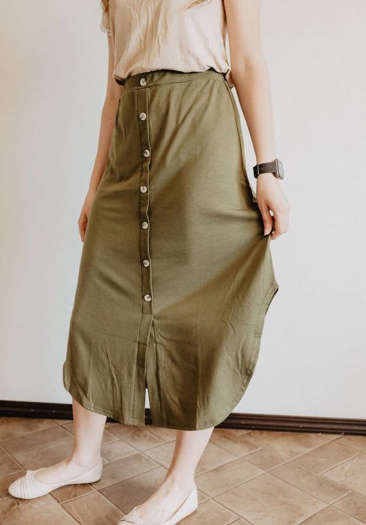 Keziah Scoop Hem Button Detail MIDI Skirt in Olive