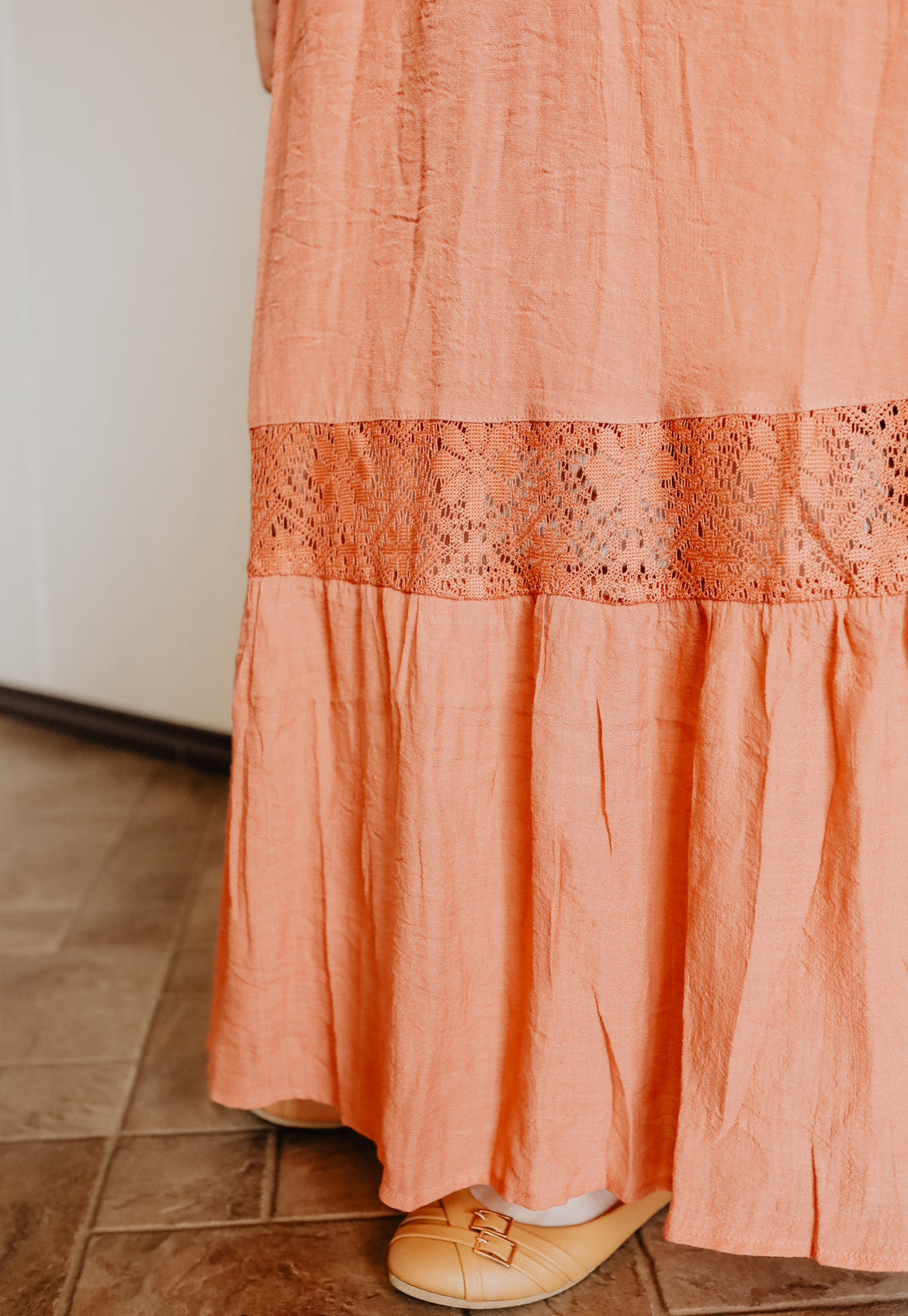 Raya Lace Maxi Dress in Rose